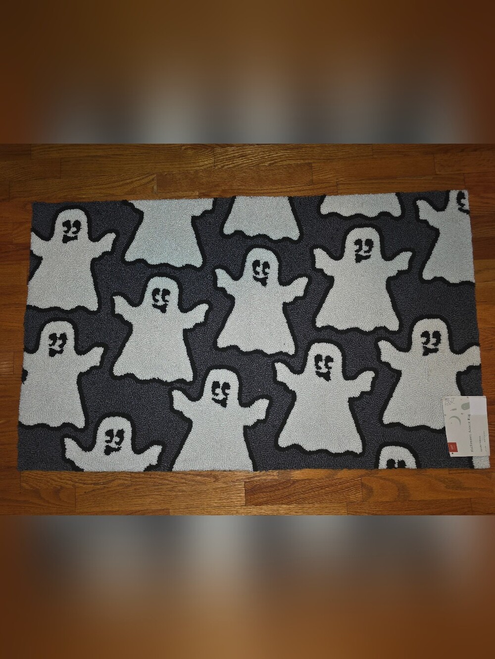 Loloi Silly Spooky Ghost Accent Rug 27" X 45" NWT Halloween